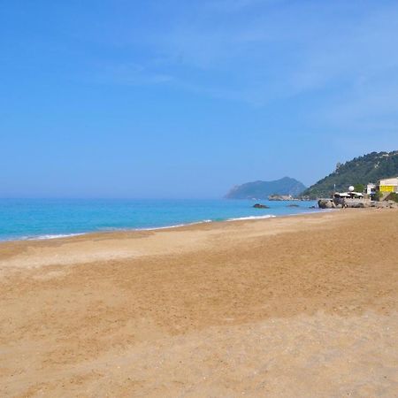 Apartments Maria With Amazing Pool - Agios Gordios Beach Exterior foto