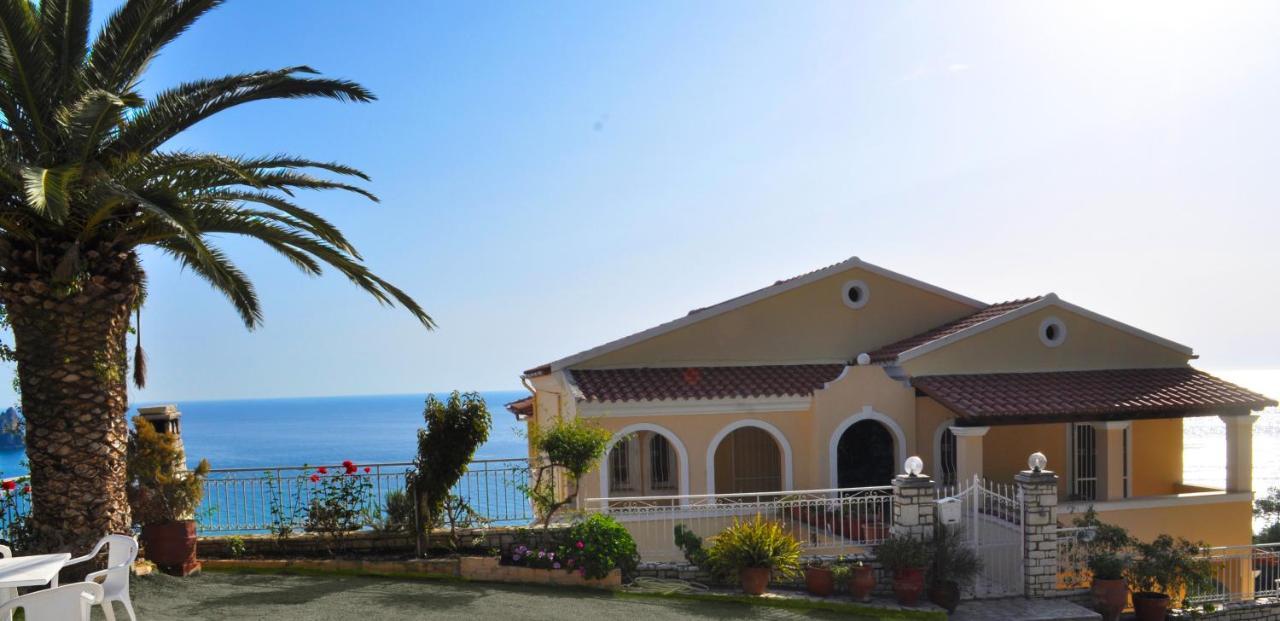 Apartments Maria With Amazing Pool - Agios Gordios Beach Exterior foto