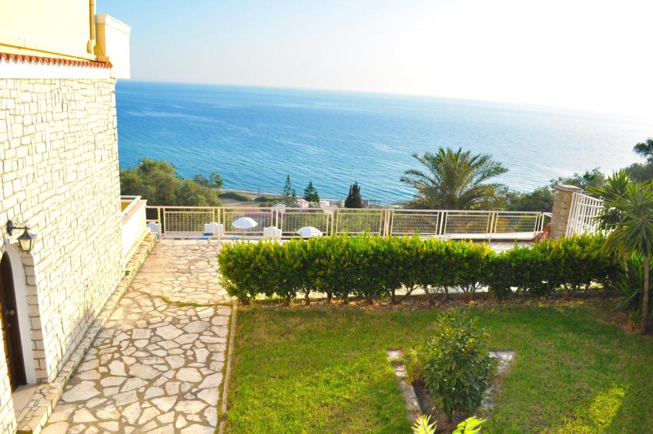 Apartments Maria With Amazing Pool - Agios Gordios Beach Exterior foto