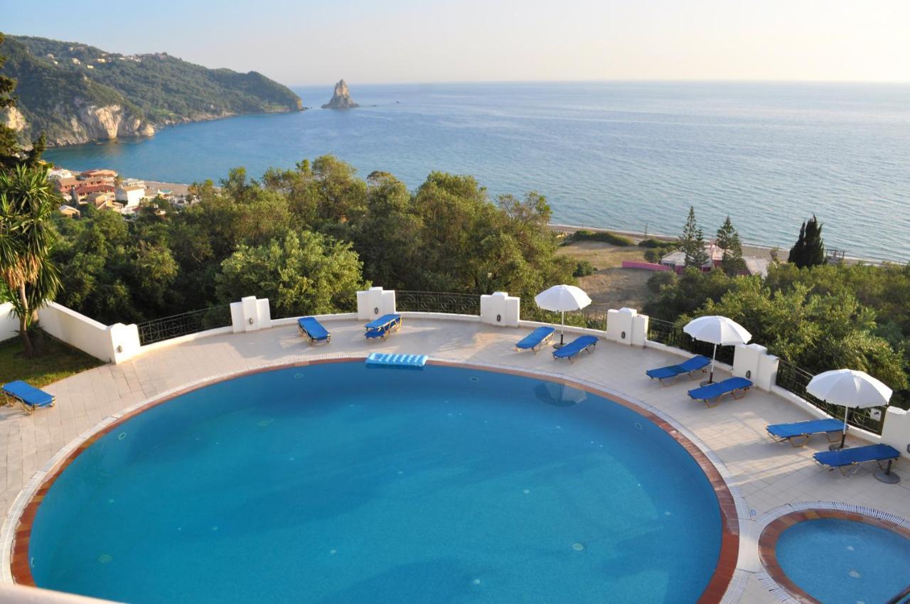 Apartments Maria With Amazing Pool - Agios Gordios Beach Exterior foto